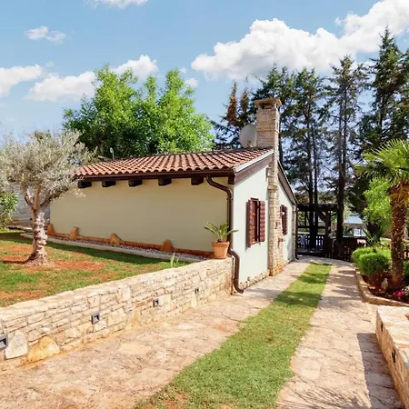 Holiday Home Giardino Marino Pomer Exterior photo