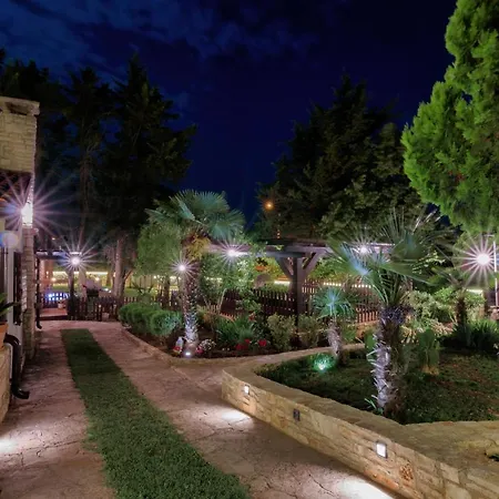 Holiday Home Giardino Marino Pomer Exterior photo